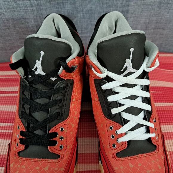 %Size 10.5 Nike Air Jordan III (3) DoernBecher DB Sneakers 2013 Men A 23 main image 11